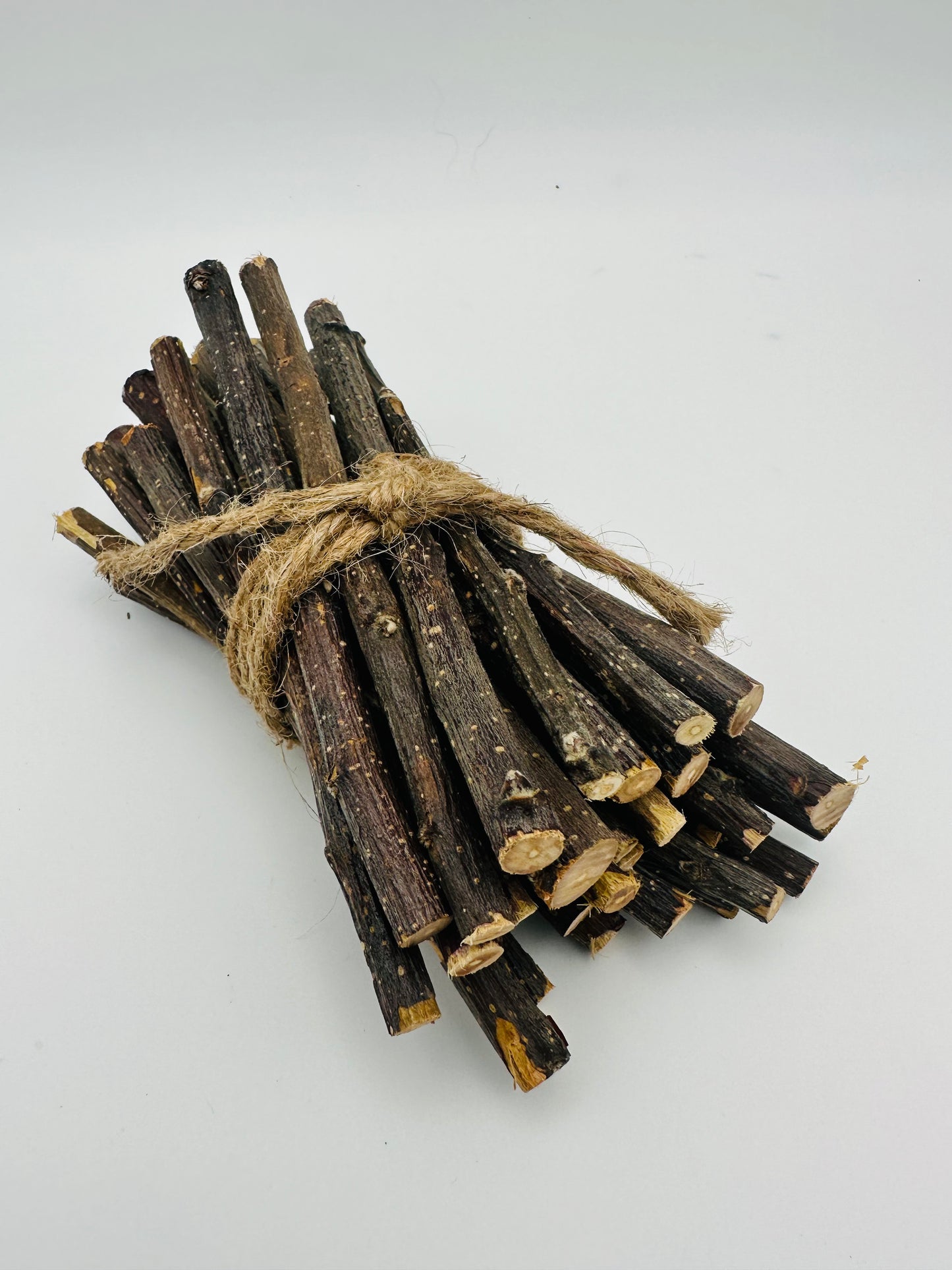 Applewood Chew Sticks