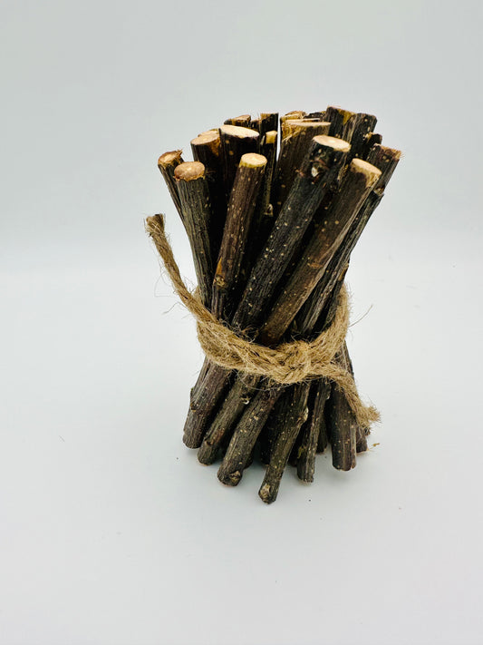 Applewood Chew Sticks