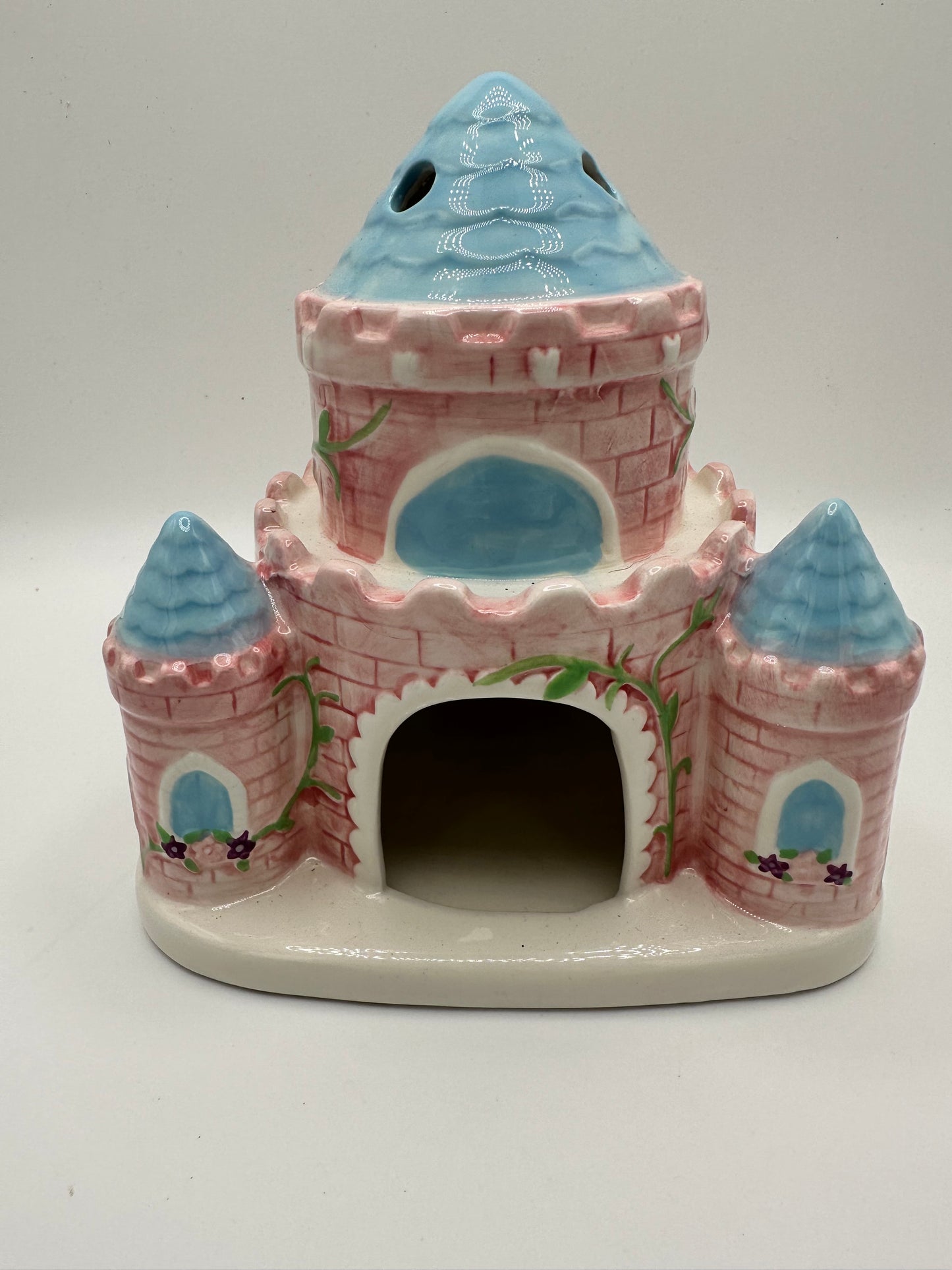 Fairy Castle Ceramic Hide