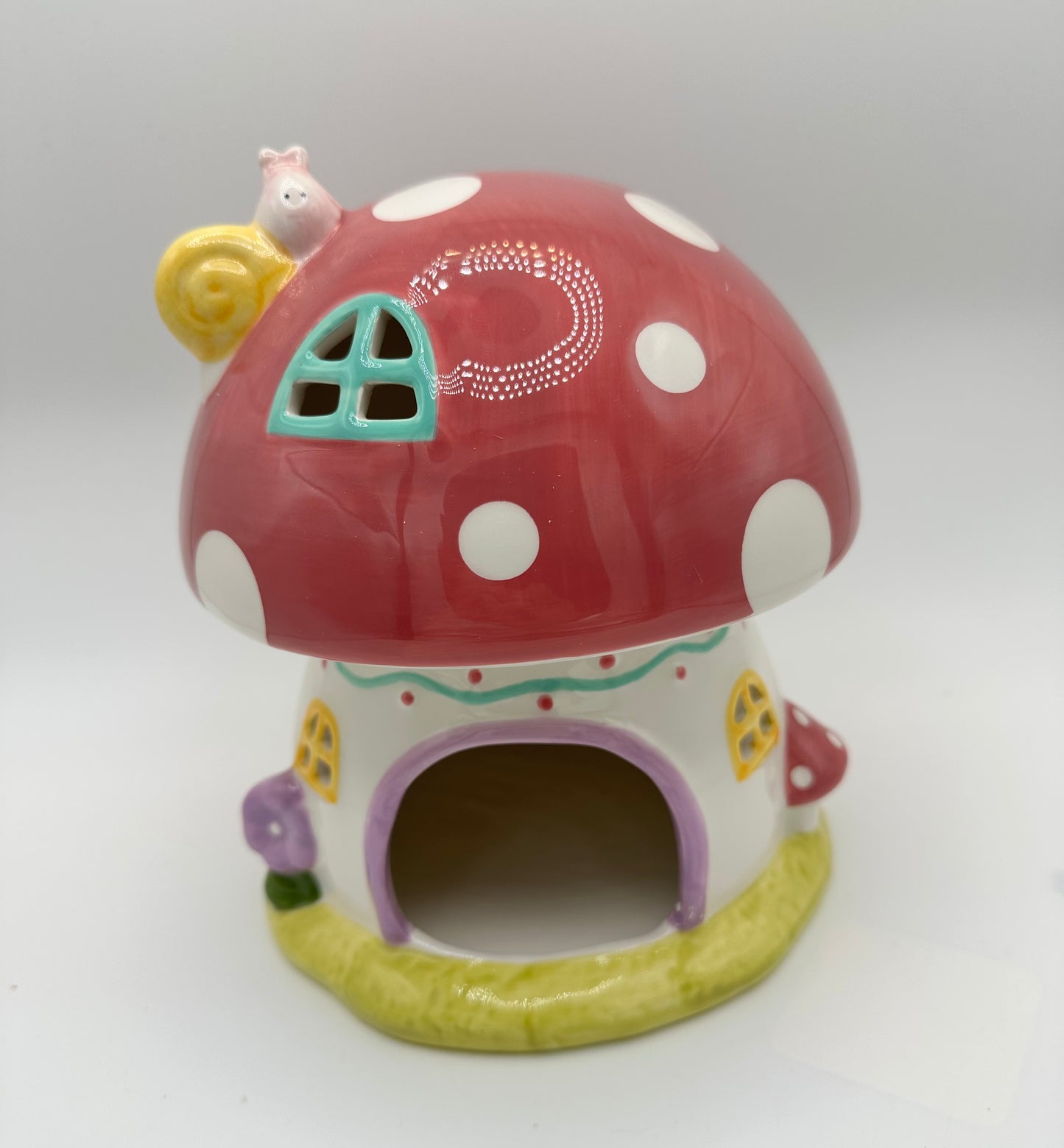 Ceramic Fairy Pink Mushroom Hide