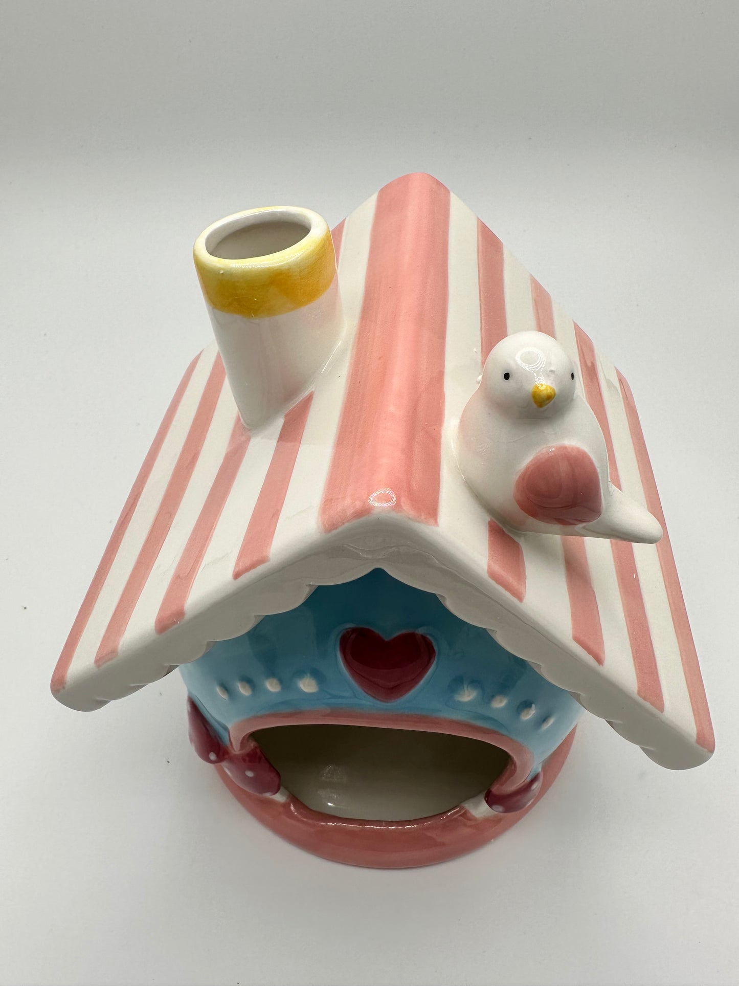 Ceramic Hide Pink Fairy House